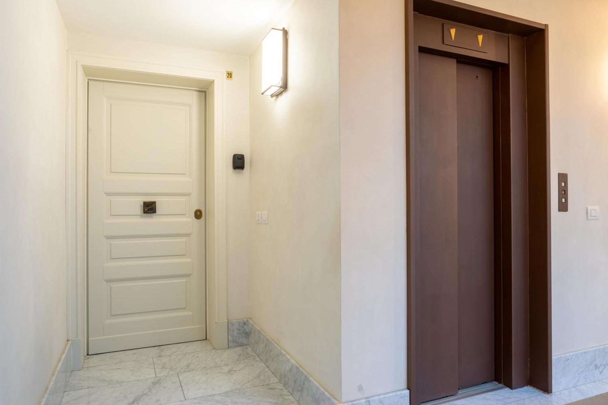 Calzaiuoli Gold Private House With Terrace Apartment Florenz